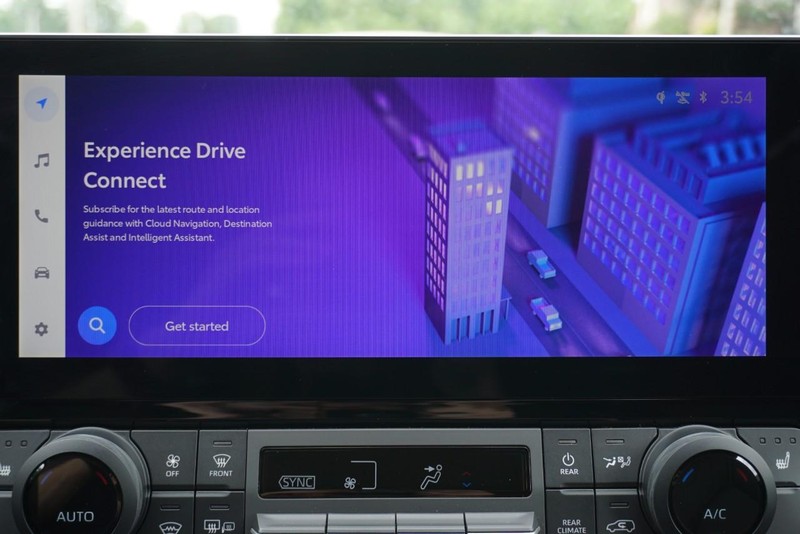 Toyota Grand Highlander Vehicle Full-screen Gallery Image 52