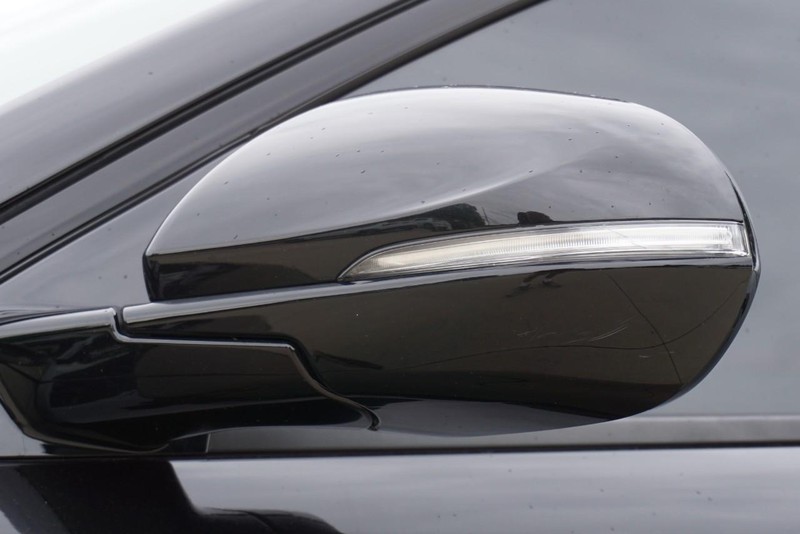 Buick Envista Vehicle Full-screen Gallery Image 13