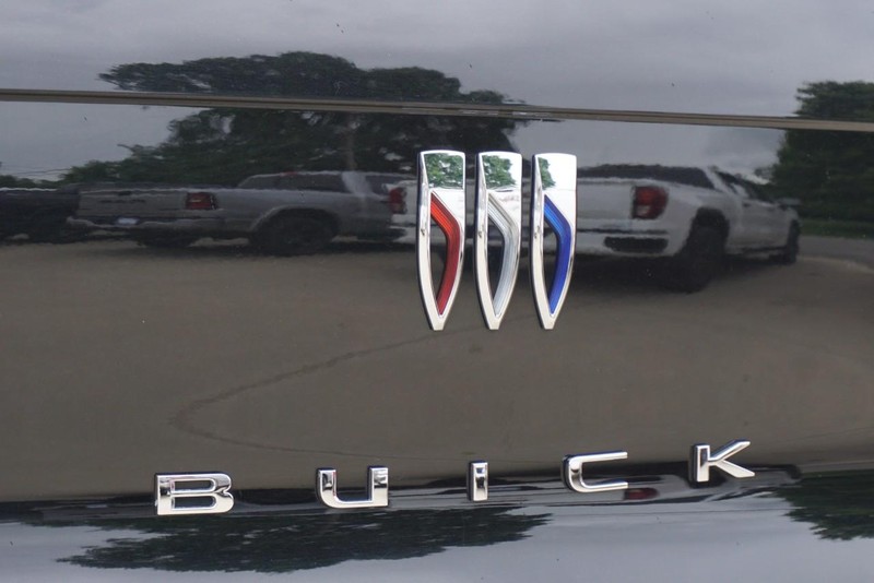 Buick Envista Vehicle Full-screen Gallery Image 21