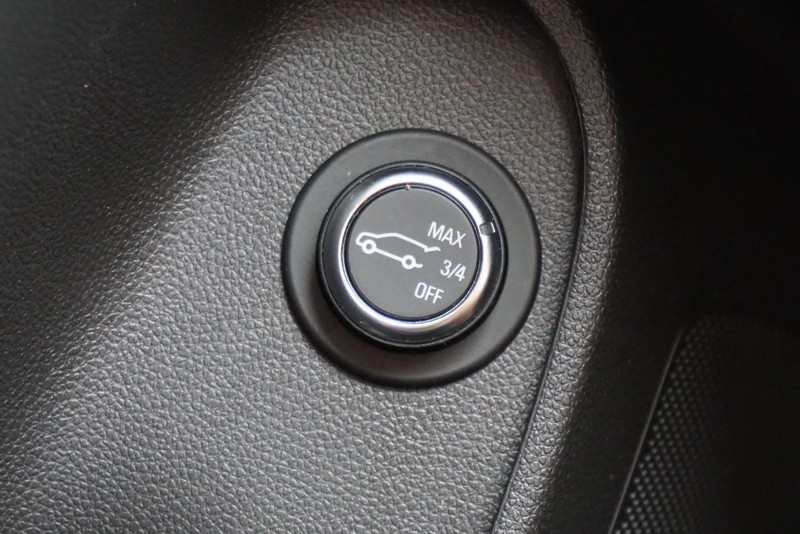 Buick Envista Vehicle Full-screen Gallery Image 41