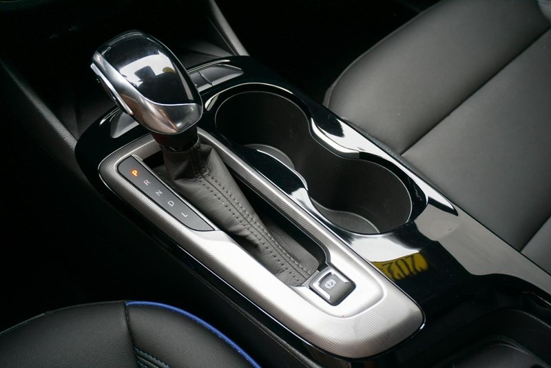 Buick Envista Vehicle Full-screen Gallery Image 50