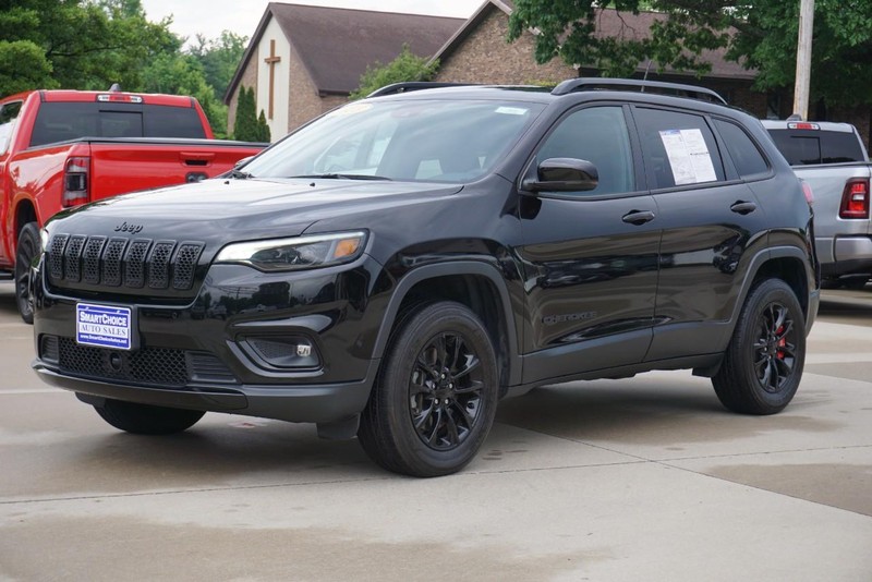 View vehicle photo 7
