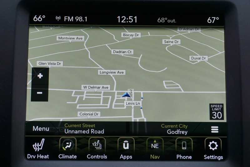 Jeep Cherokee Vehicle Full-screen Gallery Image 54