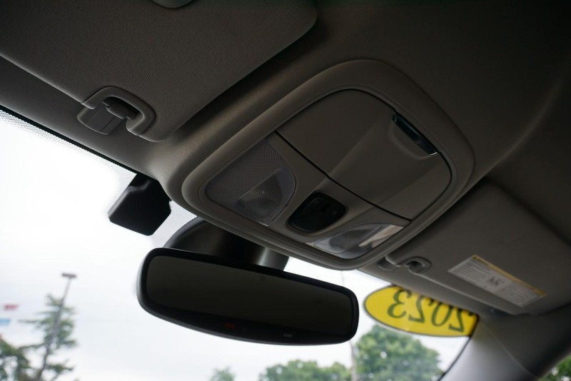 Jeep Cherokee Vehicle Full-screen Gallery Image 57