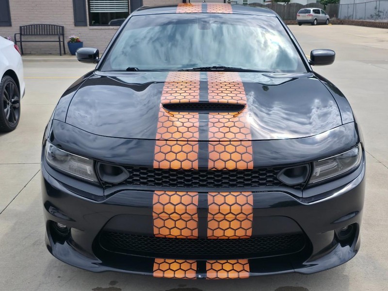 Dodge Charger Vehicle Full-screen Gallery Image 02