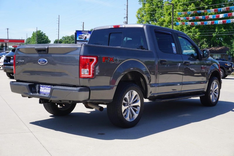 Ford F-150 Vehicle Full-screen Gallery Image 03