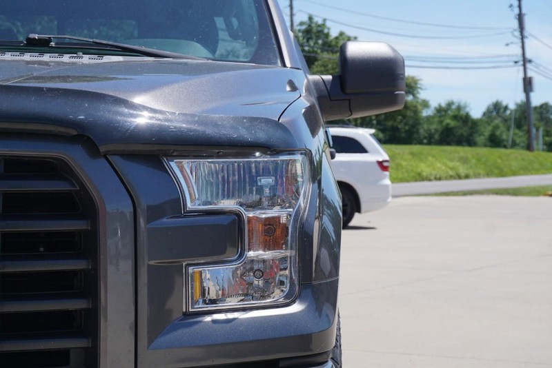 Ford F-150 Vehicle Full-screen Gallery Image 10