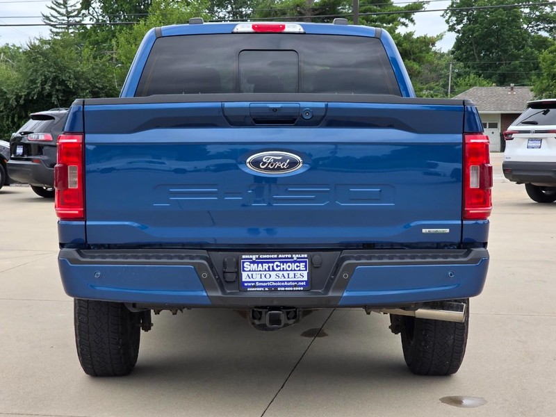 Ford F-150 Vehicle Full-screen Gallery Image 04