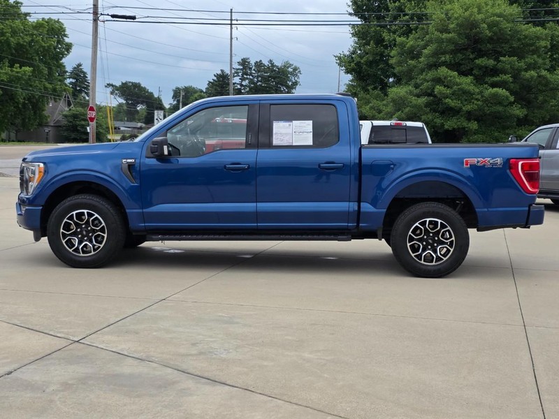 Ford F-150 Vehicle Full-screen Gallery Image 06