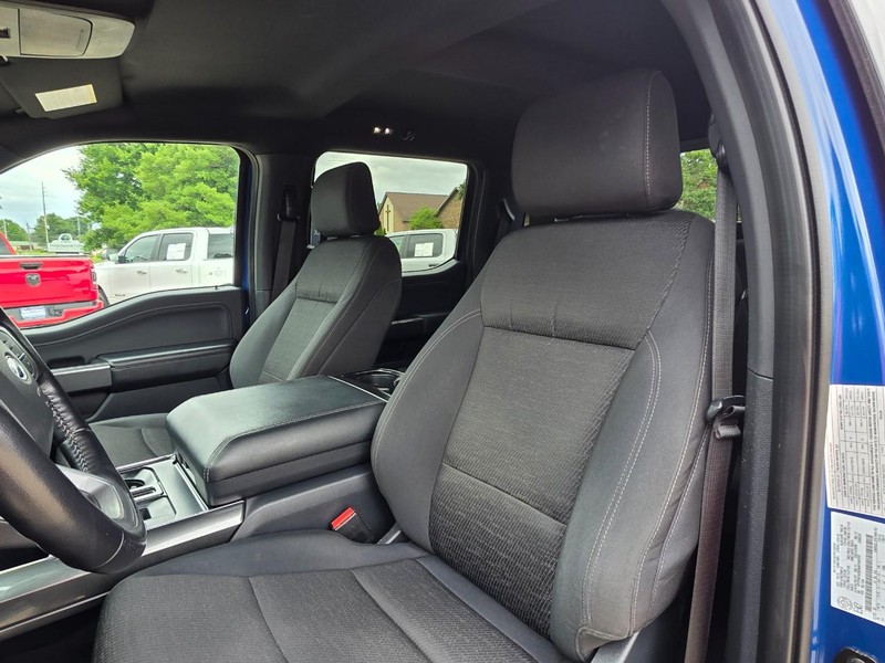 Ford F-150 Vehicle Full-screen Gallery Image 30