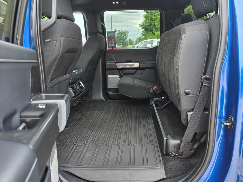 Ford F-150 Vehicle Full-screen Gallery Image 33