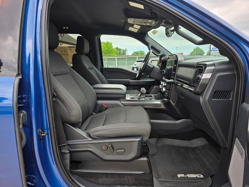 Ford F-150 Vehicle Full-screen Gallery Image 35