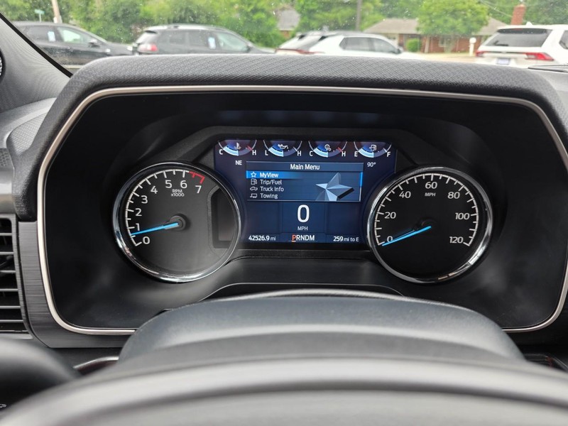 Ford F-150 Vehicle Full-screen Gallery Image 42