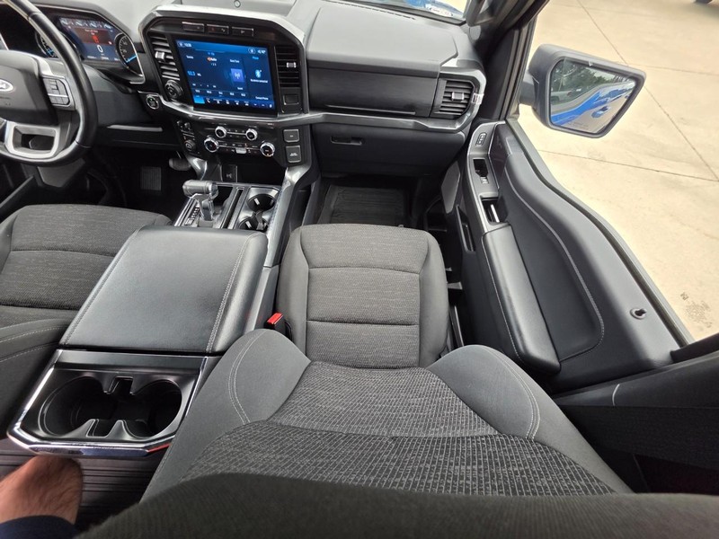 Ford F-150 Vehicle Full-screen Gallery Image 54