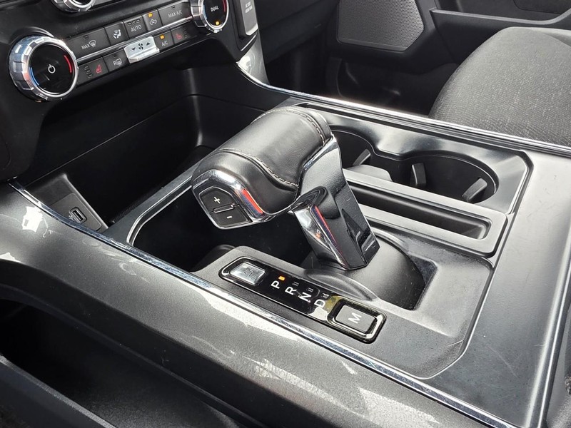 Ford F-150 Vehicle Full-screen Gallery Image 55