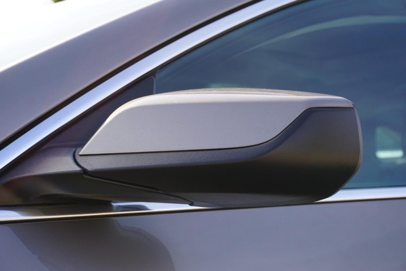 Chevrolet Malibu Vehicle Full-screen Gallery Image 12