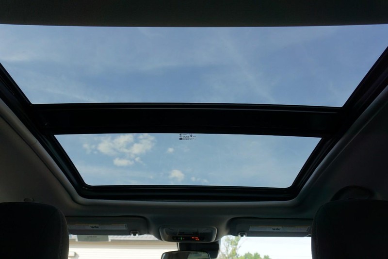 Chevrolet Malibu Vehicle Full-screen Gallery Image 31