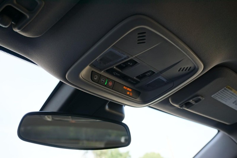 Chevrolet Malibu Vehicle Full-screen Gallery Image 50