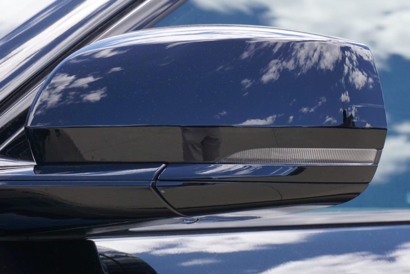 Jeep Grand Cherokee L Vehicle Full-screen Gallery Image 12