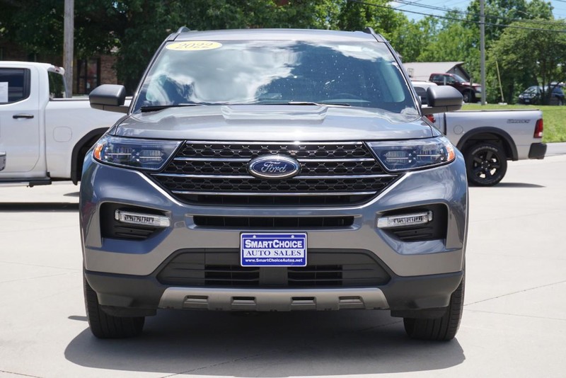 Ford Explorer Vehicle Full-screen Gallery Image 08