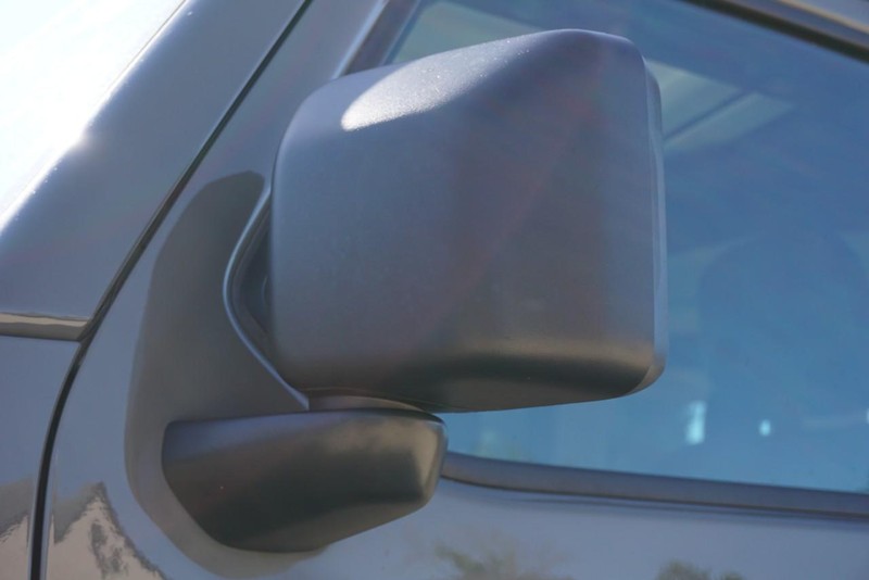 Jeep Wrangler Vehicle Full-screen Gallery Image 13