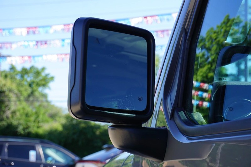 Jeep Wrangler Vehicle Full-screen Gallery Image 18