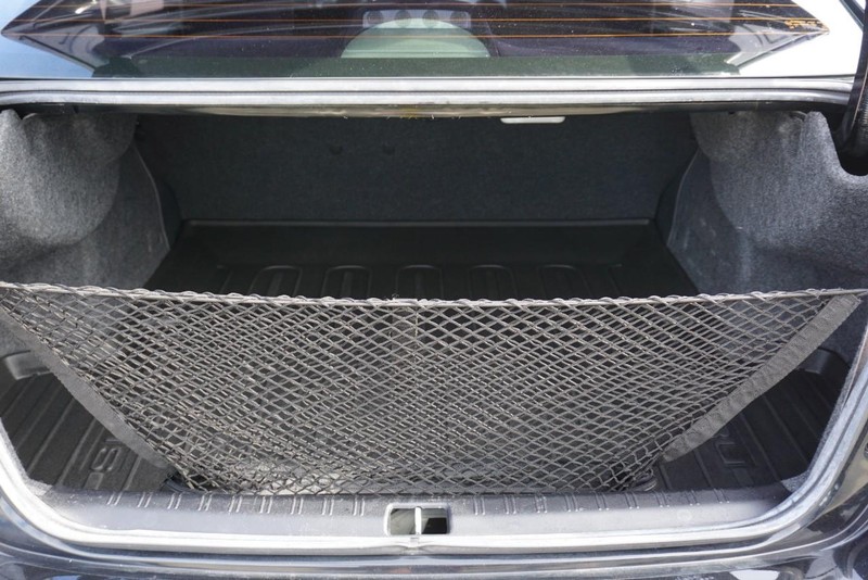 Subaru WRX STI Vehicle Full-screen Gallery Image 21