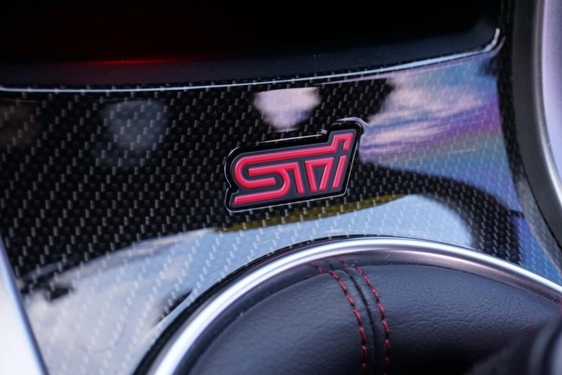 Subaru WRX STI Vehicle Full-screen Gallery Image 44