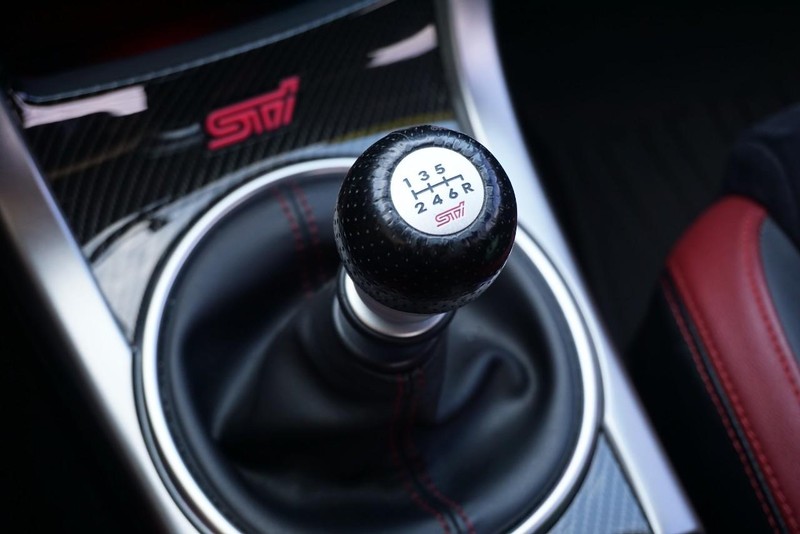 Subaru WRX STI Vehicle Full-screen Gallery Image 45