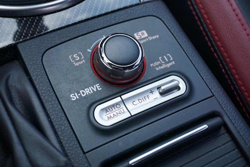 Subaru WRX STI Vehicle Full-screen Gallery Image 46
