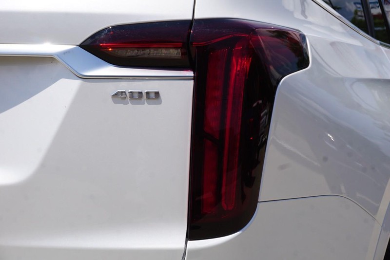 Cadillac XT6 Vehicle Full-screen Gallery Image 17
