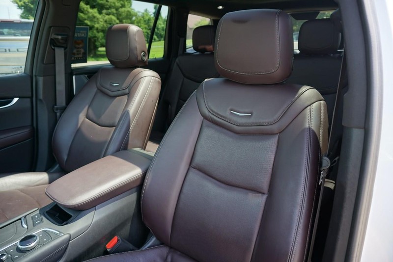 Cadillac XT6 Vehicle Full-screen Gallery Image 26