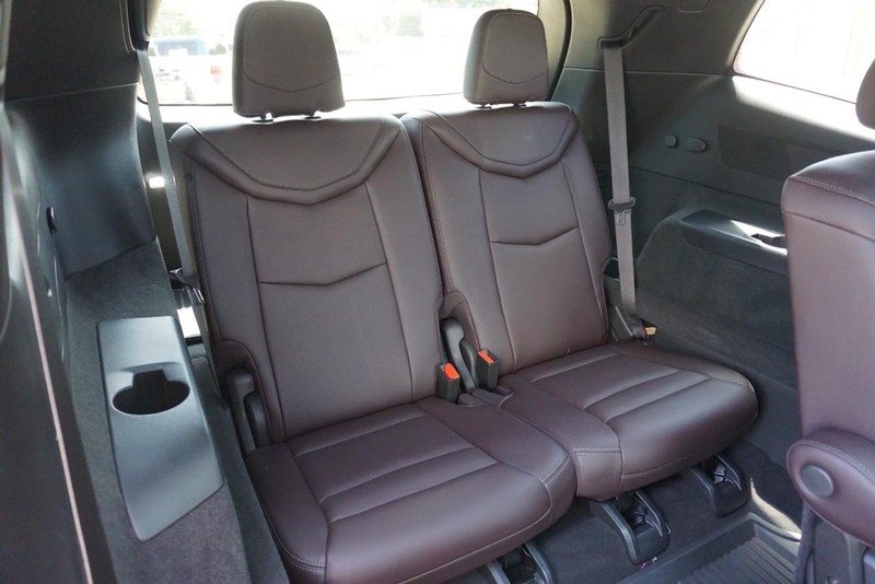 Cadillac XT6 Vehicle Full-screen Gallery Image 32