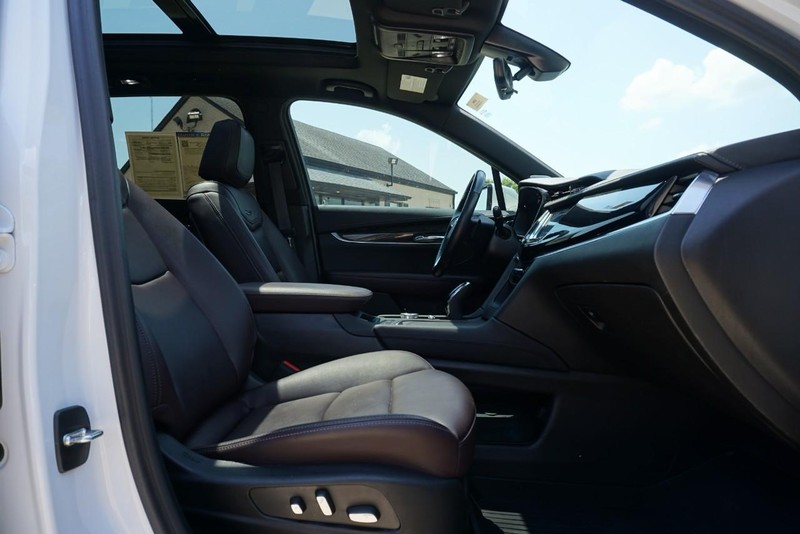 Cadillac XT6 Vehicle Full-screen Gallery Image 33