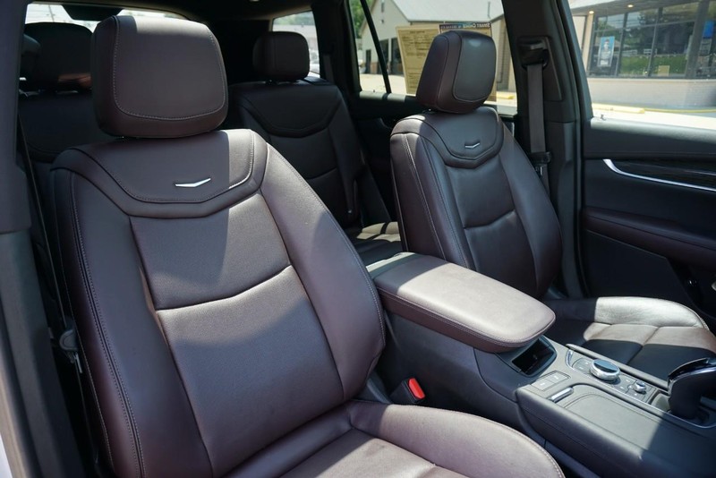 Cadillac XT6 Vehicle Full-screen Gallery Image 35