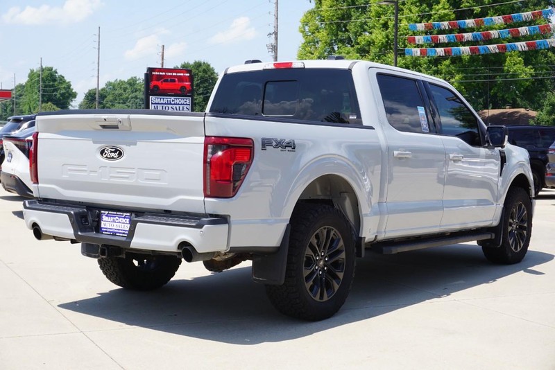 Ford F-150 Vehicle Full-screen Gallery Image 03