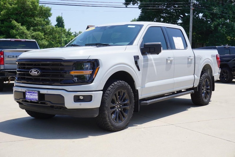 Ford F-150 Vehicle Full-screen Gallery Image 06