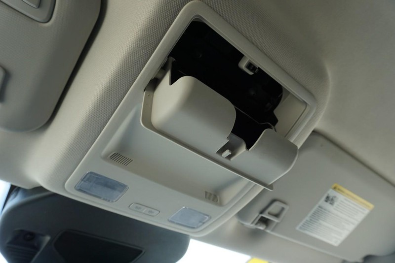 Ford Escape Vehicle Full-screen Gallery Image 52