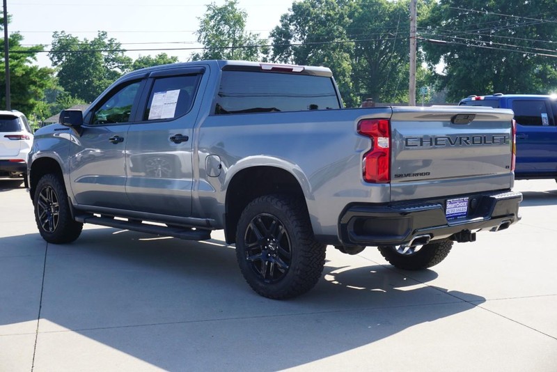 Chevrolet Silverado 1500 Vehicle Full-screen Gallery Image 05