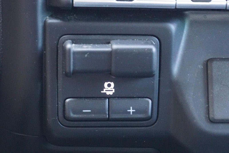 Chevrolet Silverado 1500 Vehicle Full-screen Gallery Image 47