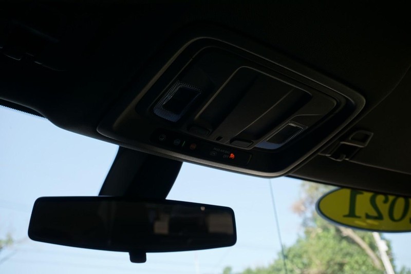 Chevrolet Silverado 1500 Vehicle Full-screen Gallery Image 55