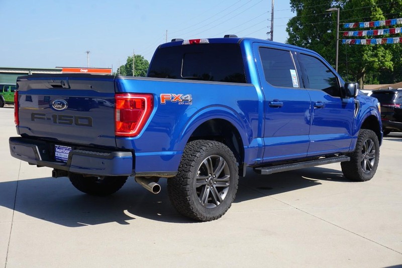 Ford F-150 Vehicle Full-screen Gallery Image 03