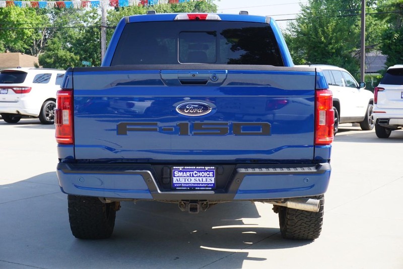 Ford F-150 Vehicle Full-screen Gallery Image 04
