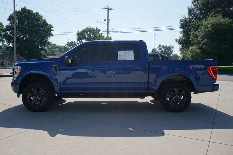 Ford F-150 Vehicle Full-screen Gallery Image 06