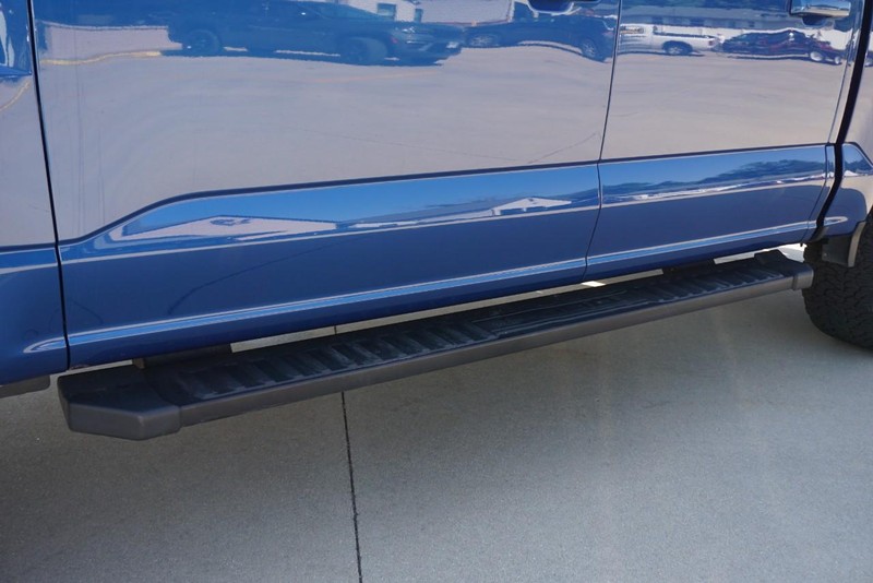 Ford F-150 Vehicle Full-screen Gallery Image 14