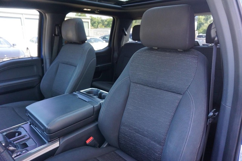 Ford F-150 Vehicle Full-screen Gallery Image 28