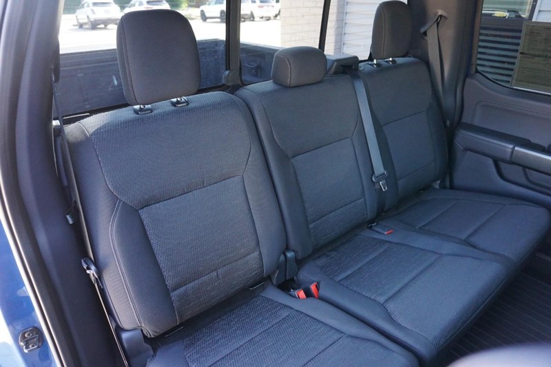 Ford F-150 Vehicle Full-screen Gallery Image 32