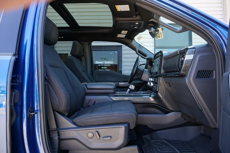 Ford F-150 Vehicle Full-screen Gallery Image 33