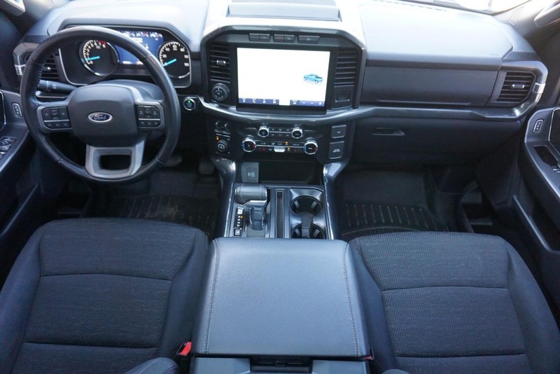 Ford F-150 Vehicle Full-screen Gallery Image 36