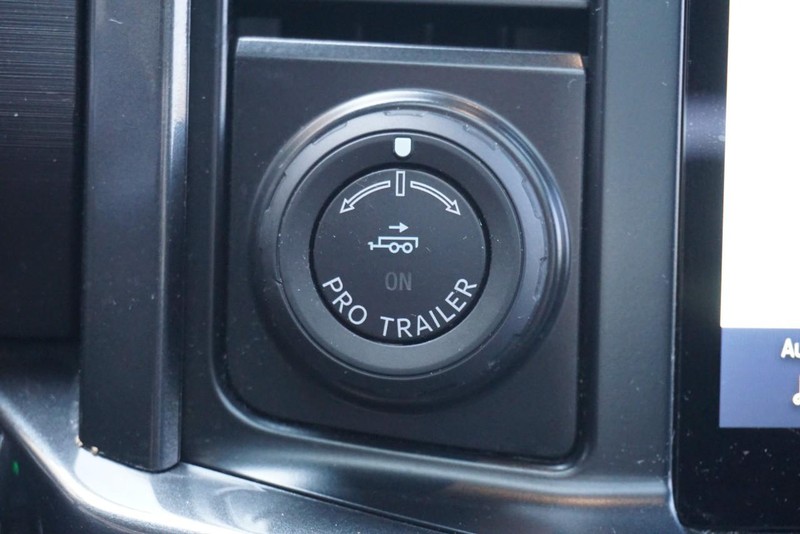 Ford F-150 Vehicle Full-screen Gallery Image 49